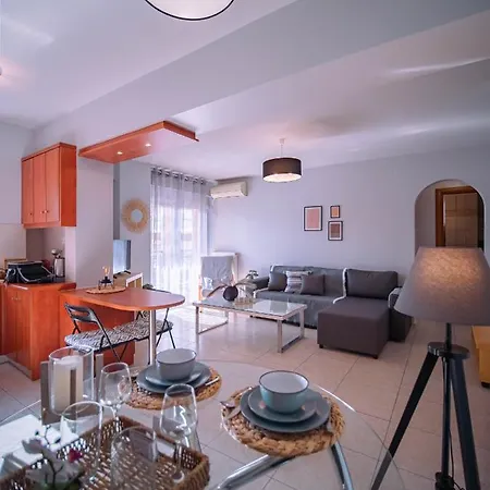 Urban Flat - Spot * Volos