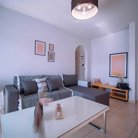 Urban Flat - Spot Apartment Volos