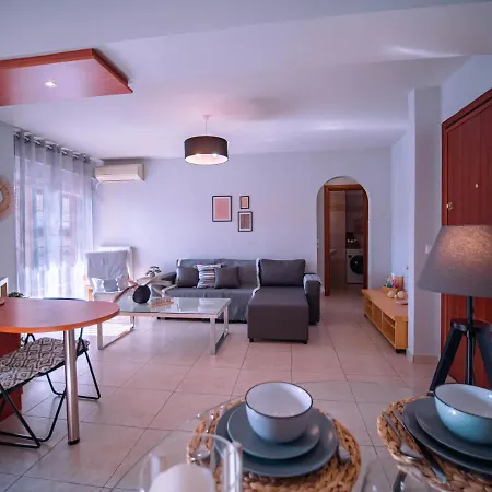 Urban Flat - Spot * Volos